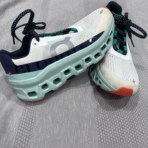 On Running Kids Cloudstratus Running Shoes - White and Mint